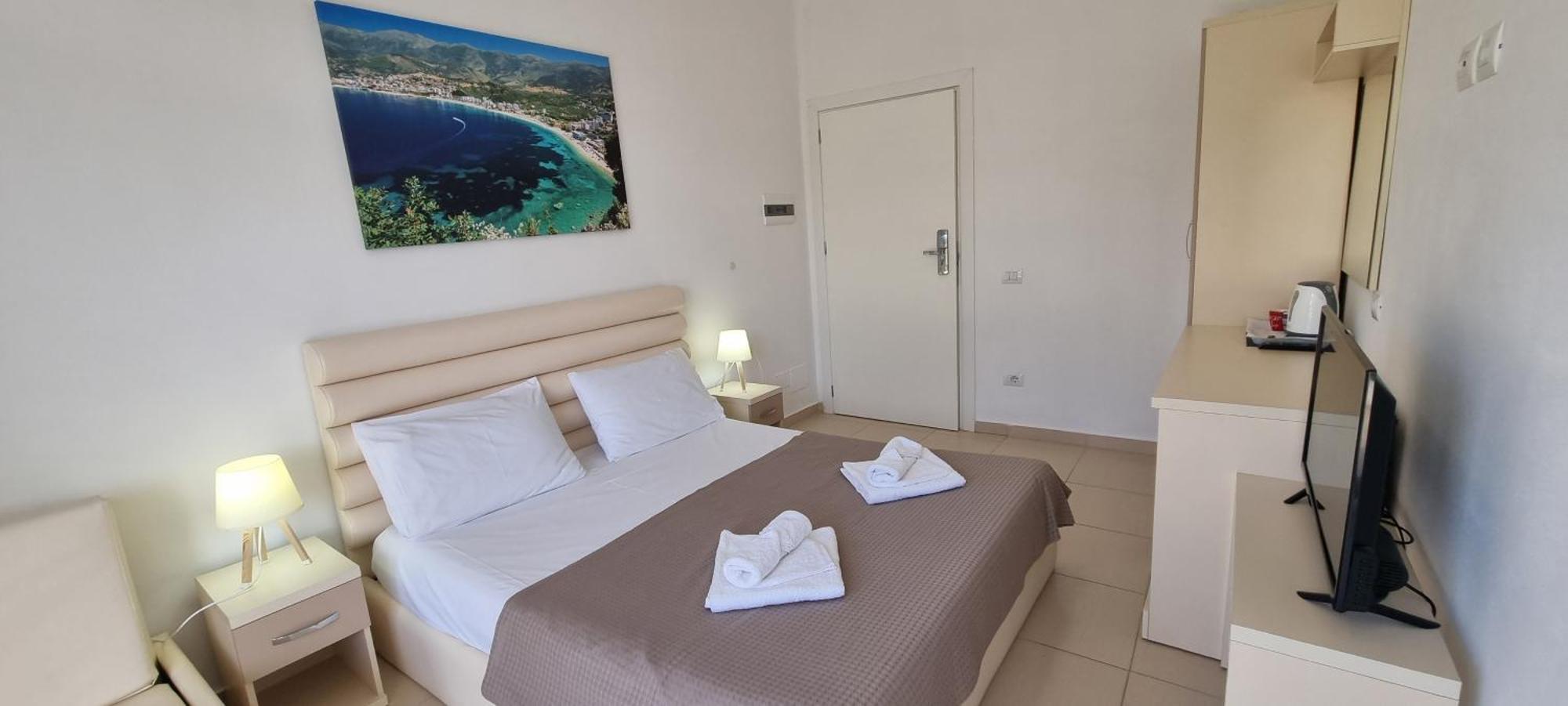 The Sunny Side Apartment Himare Exterior photo